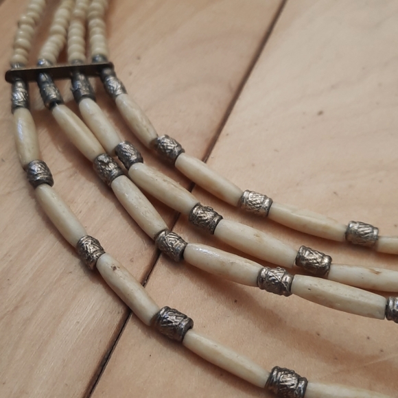 DELICATE VINTAGE BONE NECKLACE - Picture 2 of 6